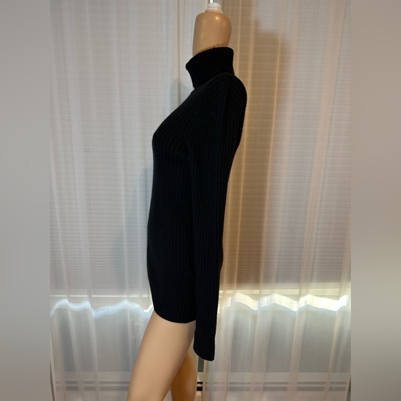 Saint Laurent Ribbed Virgin Wool Turtleneck - Picture 7 of 13